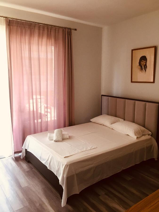 Hotell Irini Boutique Rooms!!! Himare
