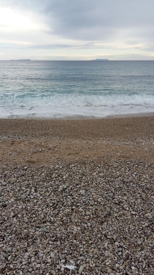 Irini Boutique Rooms!!! Himare